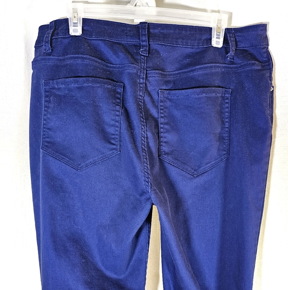 Zenana 1X Stretch Pants - Picture 6 of 7